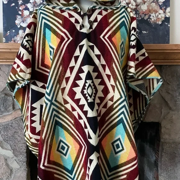 Alpaca blended Unisex Poncho Geometric Hooded - Picture 3 of 3